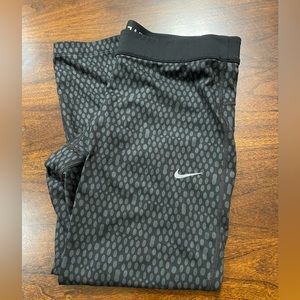 Nike pro cropped leggings